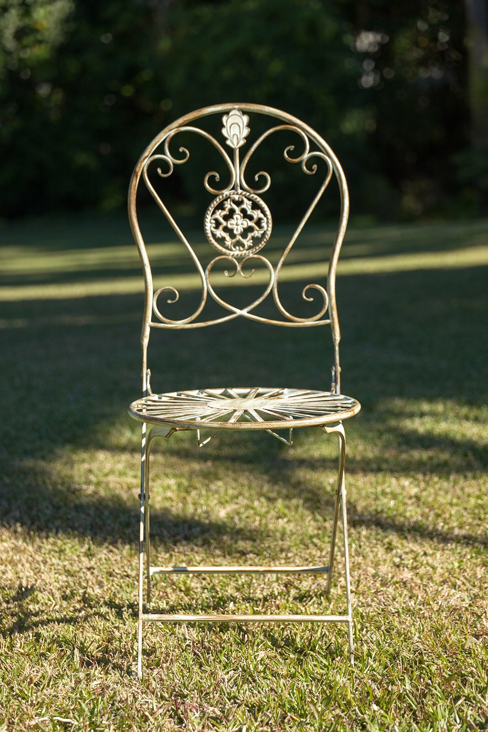 Agnes Hierro y Blanco Roto